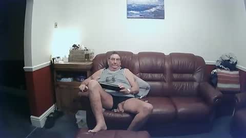 MAX online show from December 16, 11:50 pm