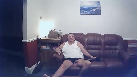 MAX online show from February 9, 8:56 pm