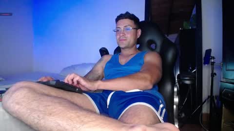 MAXI      online show from February 6, 5:14 am