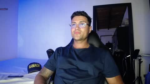 MAXI      online show from February 7, 11:45 pm