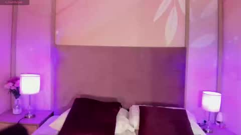 maxim online show from September 21, 4:23 am