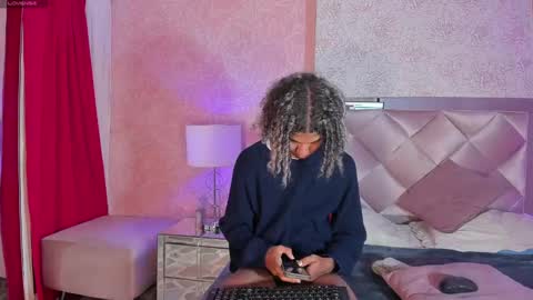 maxim online show from January 6, 3:09 am