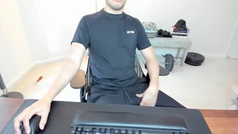 Snapshot of maximal91 chatting on October 23, 8:01 pm maximal91 online show from October 23, 8:01 pm