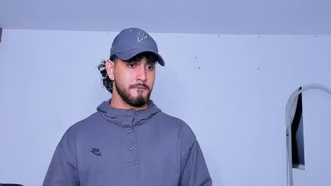 Maximo online show from December 3, 3:12 am