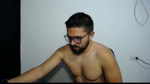 maximo_2000 online show from February 25, 1:41 am