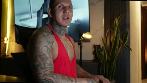 Maximo online show from November 13, 1:54 am