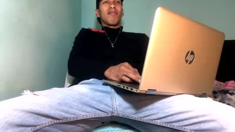 Snapshot of maximo_vega_new chatting on February 3, 4:46 am Maximo Aron Vega online show from February 3, 4:46 am