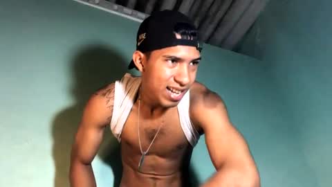 Snapshot of maximo_vega_new chatting on January 29, 4:19 pm Maximo Aron Vega online show from January 29, 4:19 pm