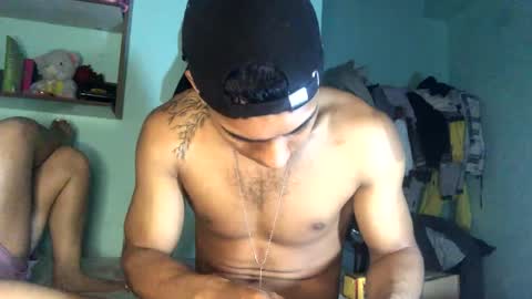 Snapshot of maximo_vega_new chatting on January 21, 7:07 am Maximo Aron Vega online show from January 21, 7:07 am