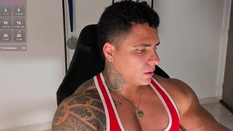 Maximoscott online show from September 18, 7:38 pm