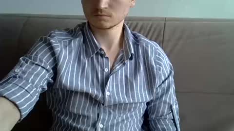 Snapshot of maxrelax90 chatting on February 10, 10:53 am maxrelax90 online show from February 10, 10:53 am