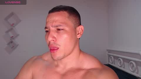 Max online show from October 18, 6:18 am