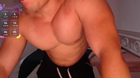 Max online show from September 26, 10:07 pm