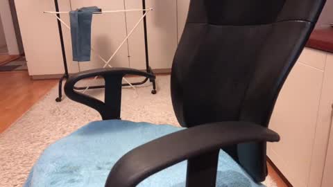 Snapshot of maxx_martin chatting on January 9, 6:48 am Max online show from January 9, 6:48 am