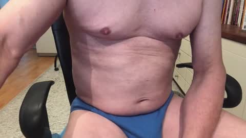 Max online show from October 29, 7:33 am