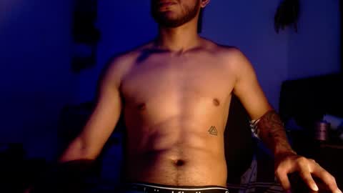 maxximus_10 online show from March 10, 5:54 am