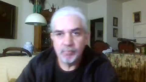 Manu online show from February 1, 8:05 pm