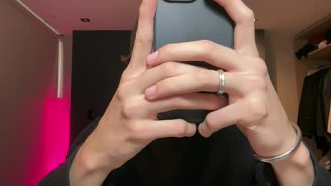 mcklister online show from February 12, 7:31 pm