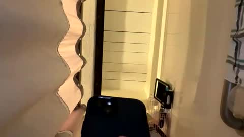 Dens cam online show from September 29, 8:59 pm