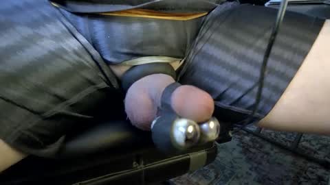 meangreen9001 online show from April 23, 12:10 pm