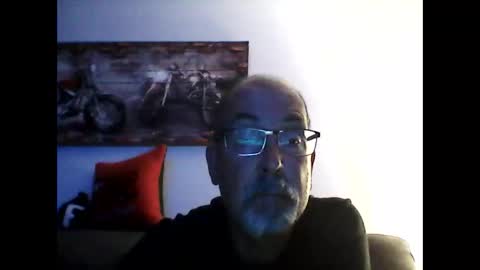 me at home online show from November 20, 4:45 am