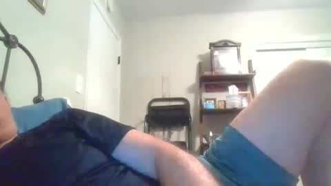 Snapshot of medic243 chatting on February 4, 3:11 am Medicineman online show from February 4, 3:11 am