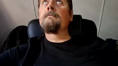 men10_12_1983 online show from September 12, 8:14 am