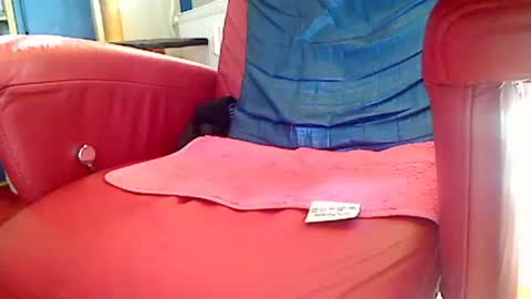 Snapshot of men_need_woman chatting on October 17, 1:48 pm men_need_woman online show from October 17, 1:48 pm