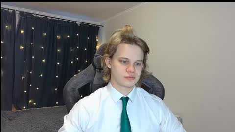 Mickey online show from December 28, 4:51 am