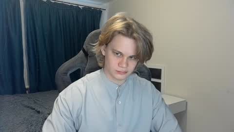 Mickey online show from December 21, 5:03 am