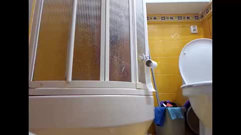 Snapshot of messagemeifyouwanttochatgmail chatting on February 9, 7:49 am messagemeifyouwanttochatgmail online show from February 9, 7:49 am