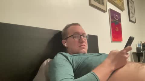 metallica92786 online show from February 14, 7:14 am