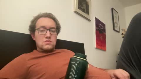 metallica92786 online show from November 24, 6:14 am