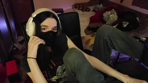 miaowhowl online show from April 12, 3:57 pm