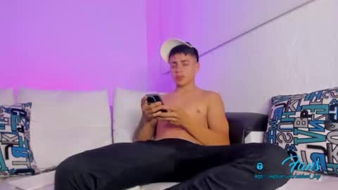 Michael Boy online show from February 26, 1:51 am