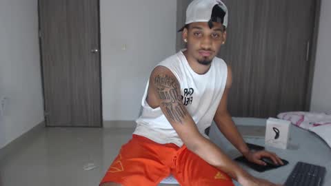 Angel online show from December 19, 9:28 pm