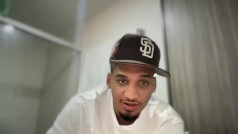 Angel online show from March 2, 4:03 pm