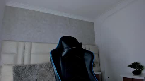 Michael online show from September 28, 6:22 am