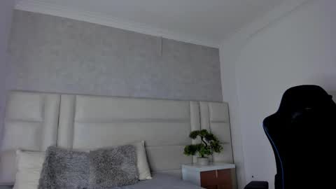 Michael online show from September 27, 6:11 am