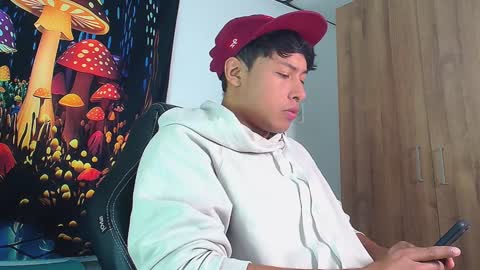 Snapshot of michaelstones chatting on January 21, 2:22 pm michaelstones online show from January 21, 2:22 pm