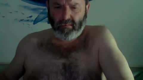 kike online show from December 24, 4:08 pm