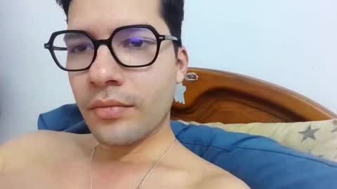 Sam online show from November 15, 2:52 pm