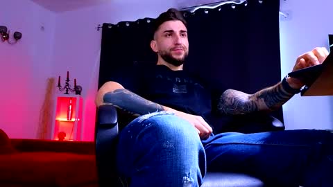 MightyAaron online show from September 27, 6:55 am