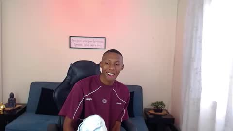 Snapshot of miiloo18 chatting on October 21, 8:55 pm Jordan online show from October 21, 8:55 pm