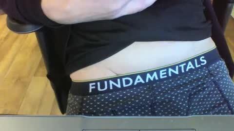 mik online show from December 23, 11:25 am