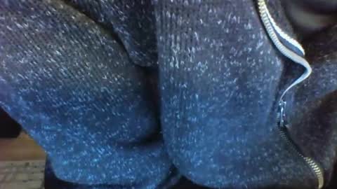 mik online show from December 20, 9:32 am