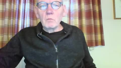 mik online show from December 5, 9:28 am