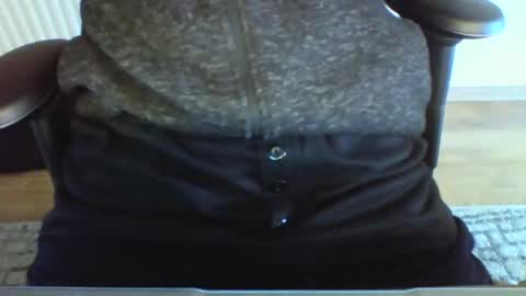 mik online show from February 6, 10:26 am