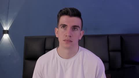 mikael online show from October 6, 3:11 am