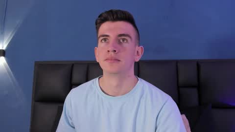 mikael online show from September 18, 4:47 am